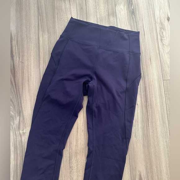 Lululemon in movement leggings- moonwalk - Picture 4 of 5